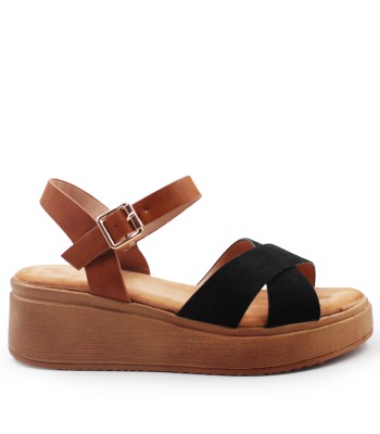 Flatform με χιαστί φάσα σε μαύρο χρώμα και καφέ λουράκι αστραγάλου