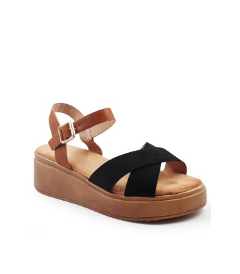 Flatform με χιαστί φάσα σε μαύρο χρώμα και καφέ λουράκι αστραγάλου