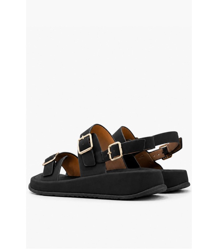 Μαύρο flatform σανδάλι με χρυσές αγκράφες