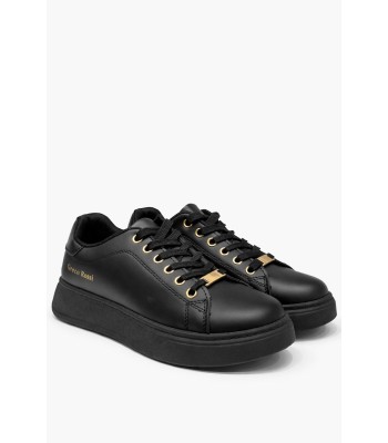Μαύρο sneaker με μαύρη σόλα και χρυσές λεπτομέρειες