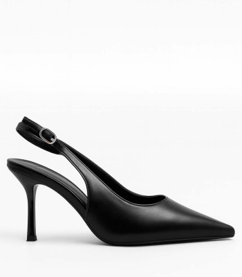 Μαύρη μυτερή γόβα slingback με λεπτό τακούνι