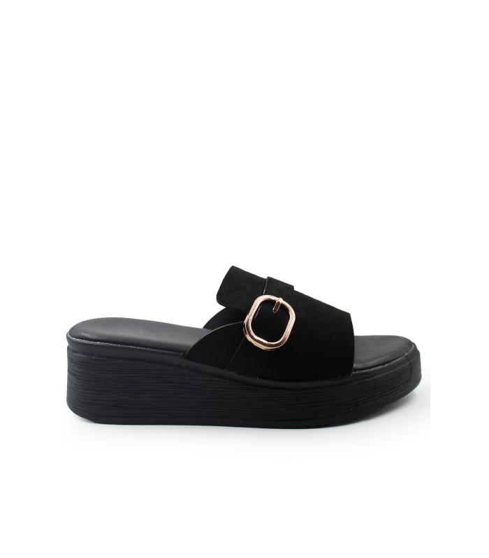 Flatform σε μαύρο χρώμα με φαρδιά φάσα και μεταλλική αγκράφα