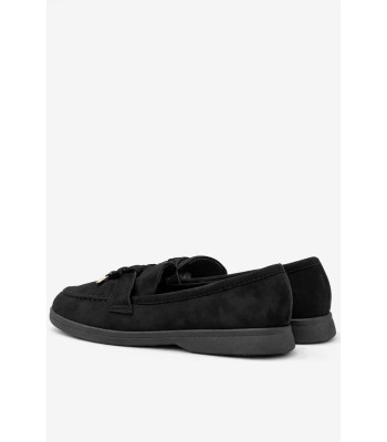 Μαύρο loafer με διακοσμητικό μεταλλικό στοιχείο
