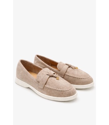 Μπεζ loafer με διακοσμητικό μεταλλικό στοιχείο