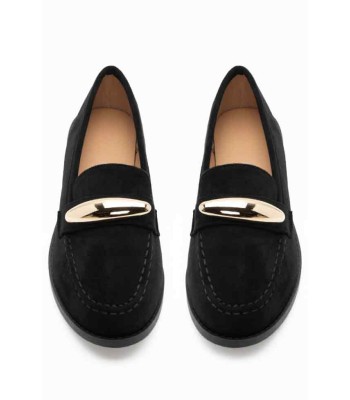 Μαύρο loafer με διακοσμητική αγκράφα