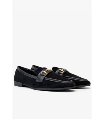 Μαύρο loafer με χρυσή αγκράφα