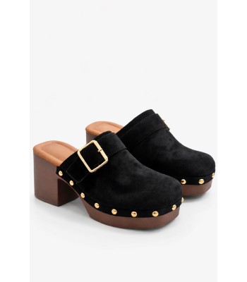 Μαύρα clogs με τακούνι και χρυσή αγκράφα