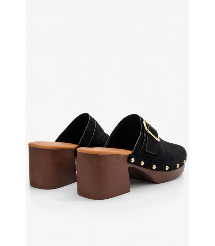 Μαύρα clogs με τακούνι και χρυσή αγκράφα