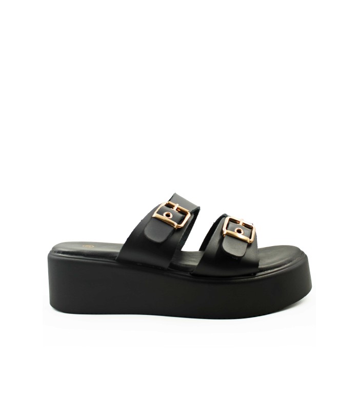 Flatform σανδάλι σε μαύρο χρώμα με διπλά λουράκια και αγκράφες