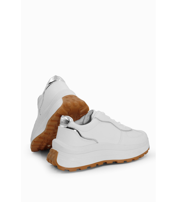 Γυναικεία sneakers σε λευκό χρώμα με χοντρή σόλα