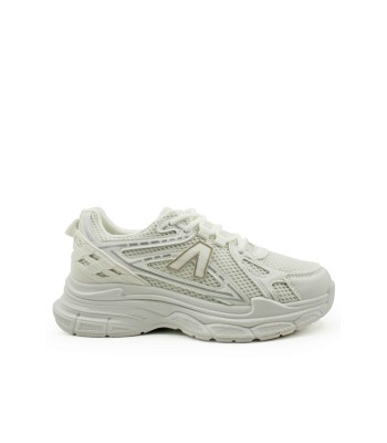 Γυναικεία λευκά sneakers με άνετη σόλα και μοντέρνο design