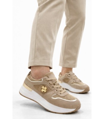 Μπεζ sneaker με μεταλλικό διακοσμητικό και λεοπάρ λεπτομέρεια