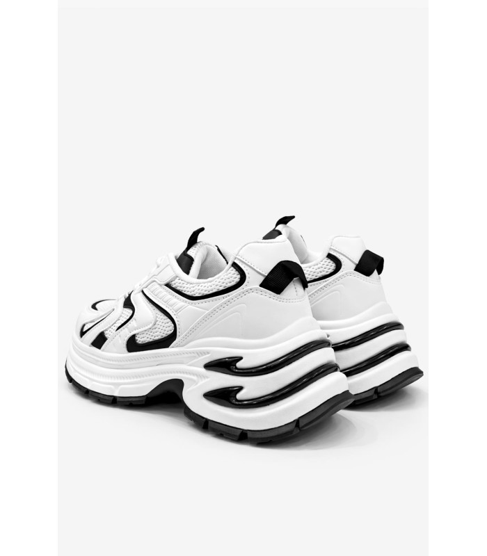Λευκό chunky sneaker με μαύρες λεπτομέρειες
