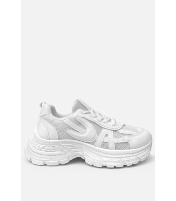 Λευκό sneaker με chunky σόλα