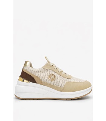 Μπεζ sneaker με mesh και υπερυψωμένη σόλα