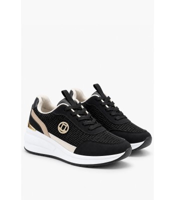 Μαύρο sneaker με mesh και υπερυψωμένη σόλα