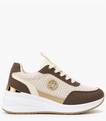 Καφέ sneaker με mesh και υπερυψωμένη σόλα