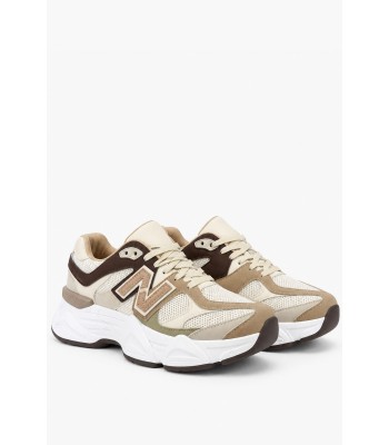 Μπεζ sneakers με chunky σόλα και καφέ λεπτομέρειες