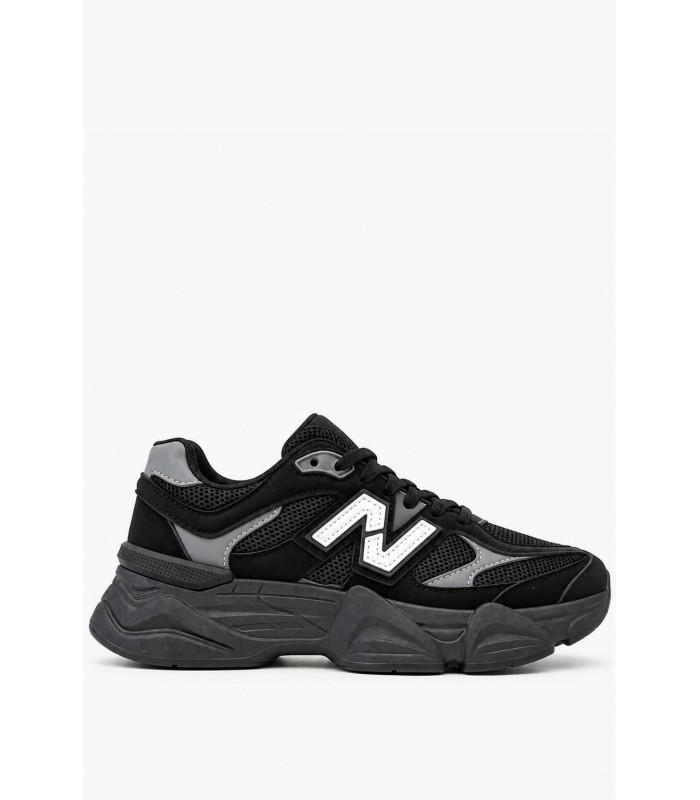 Μαύρα sneakers με chunky σόλα και λευκές λεπτομέρειες