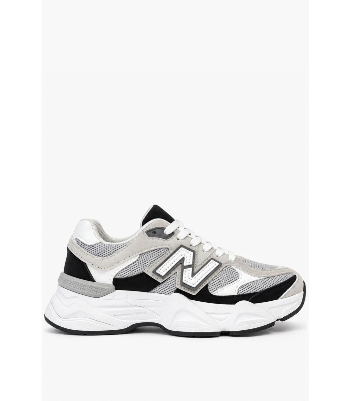 Γκρι sneakers με chunky σόλα και μαύρες λεπτομέρειες