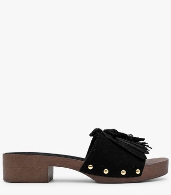 Μαύρο mule suede με κρόσσια και διακοσμητικά