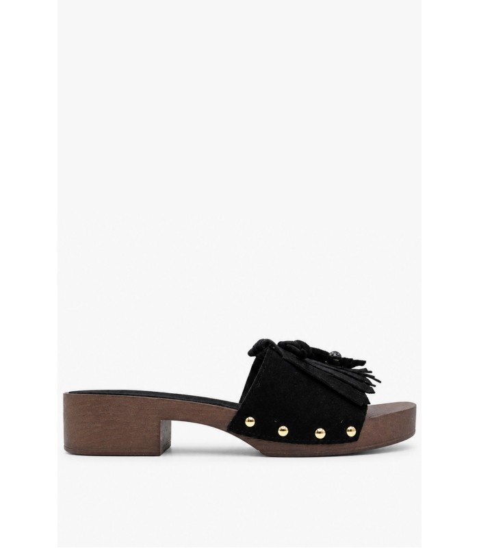 Μαύρο mule suede με κρόσσια και διακοσμητικά