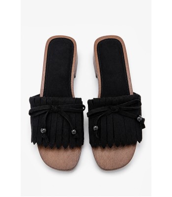 Μαύρο mule suede με κρόσσια και διακοσμητικά