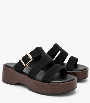 Μαύρο flatform με αγκράφα και λουράκια