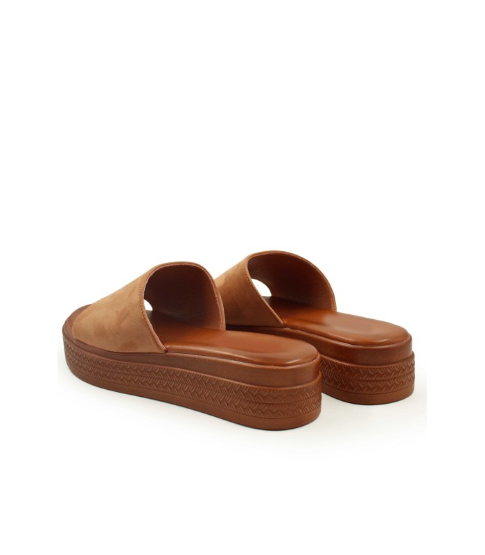 Flatform σε κάμελ χρώμα με φαρδιά φάσα και ανατομικό πάτημα