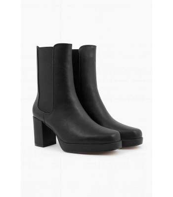 Μαύρο ankle boot με λάστιχο και τετράγωνο τακούνι
