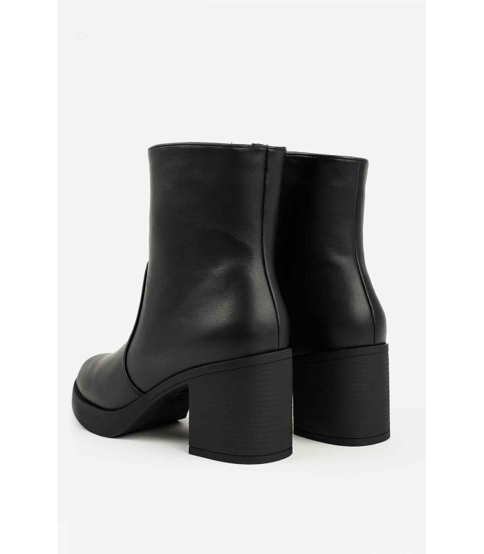 Μαύρο ankle boot με φερμουάρ και χοντρό τακούνι