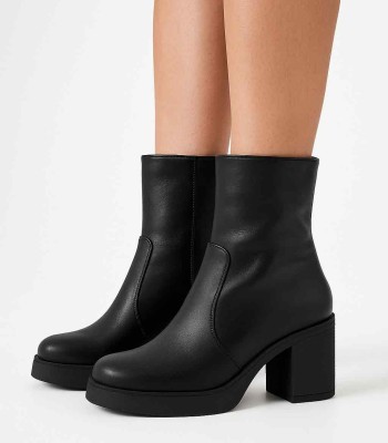 Μαύρο ankle boot με φερμουάρ και χοντρό τακούνι