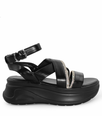 Γυναικείο flatform σε μαύρο με διακοσμητικά strass και μοντέρνο σχεδιασμό
