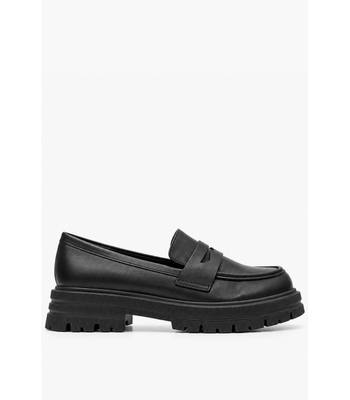 Μαύρα penny loafers με chunky τρακτερωτή σόλα