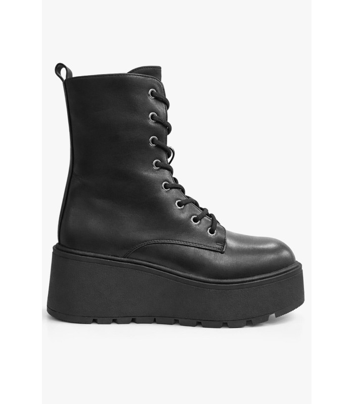 Μαύρο flatform αρβυλάκι με chunky σόλα