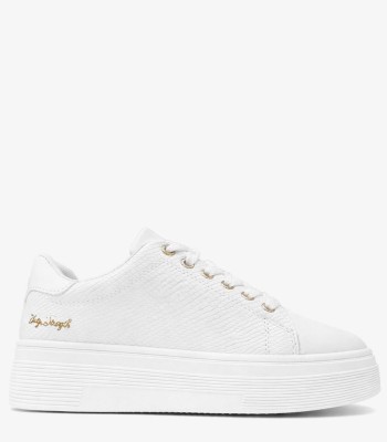 Λευκό γυναικείο sneaker με χρυσές λεπτομέρειες