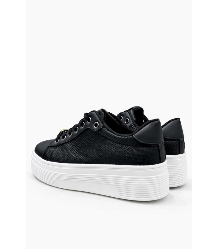 Μαύρο sneaker με chunky σόλα και μεταλλική λεπτομέρεια