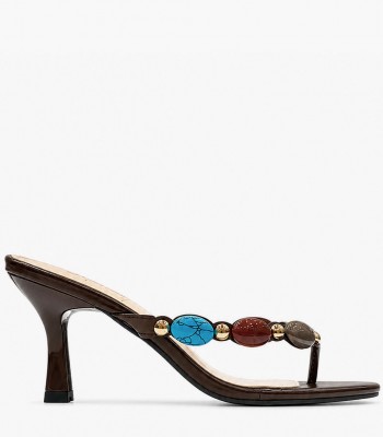 Καφέ kitten heel mules με διχάλα και πολύχρωμες πέτρες 