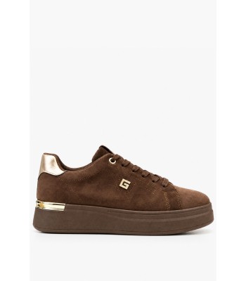 Καφέ sneakers με χρυσές λεπτομέρειες και χοντρή σόλα