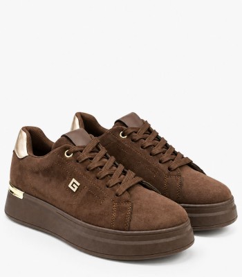 Καφέ sneakers με χρυσές λεπτομέρειες και χοντρή σόλα