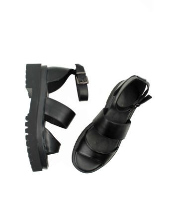 Flatform με διπλή φάσα και τρακτερωτή σόλα σε μαύρο χρώμα