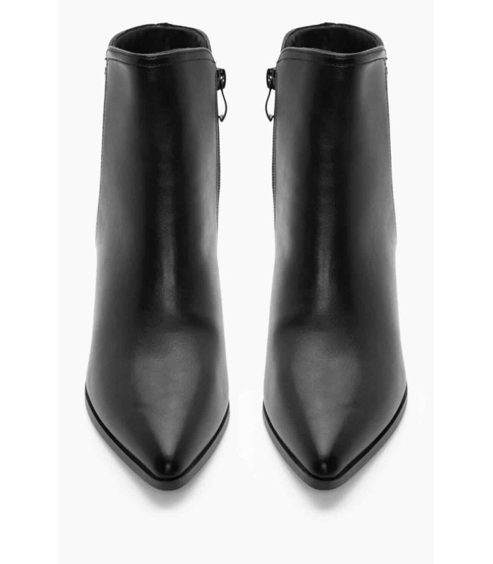 Μαύρο ankle boot με χοντρό τακούνι και μεταλλική λεπτομέρεια