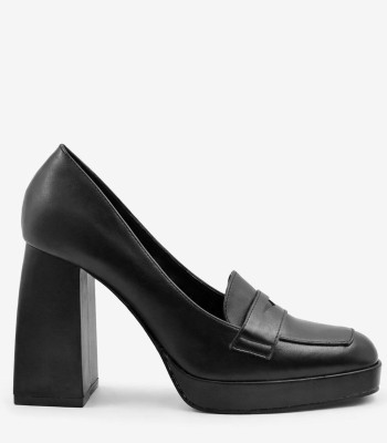 Μαύρο loafer με χοντρό τακούνι και φιάπα