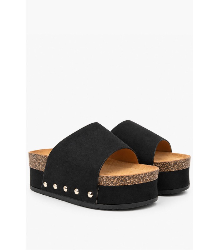 Μαύρα flatform με χρυσά τρουκς