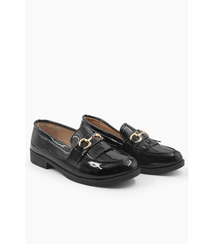 Μαύρο loafer με κρόσσια και χρυσή αγκράφα