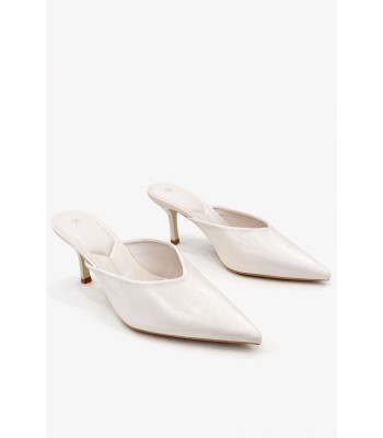 Μπεζ mule γόβα με minimal design