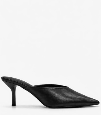 Μαύρη mule γόβα με minimal design