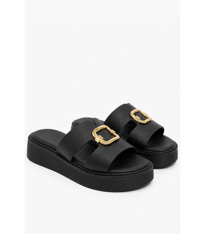 Μαύρο flatform με χρυσή αγκράφα