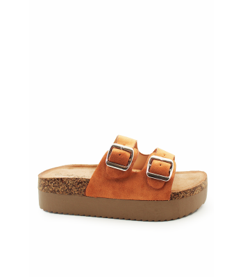 Flatform σανδάλι με διπλή αγκράφα σε κάμελ χρώμα