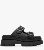 Μαύρο flatform με chunky σόλα και μεταλλικές αγκράφες